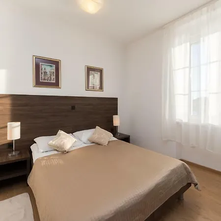 Iva 4* Zadar
